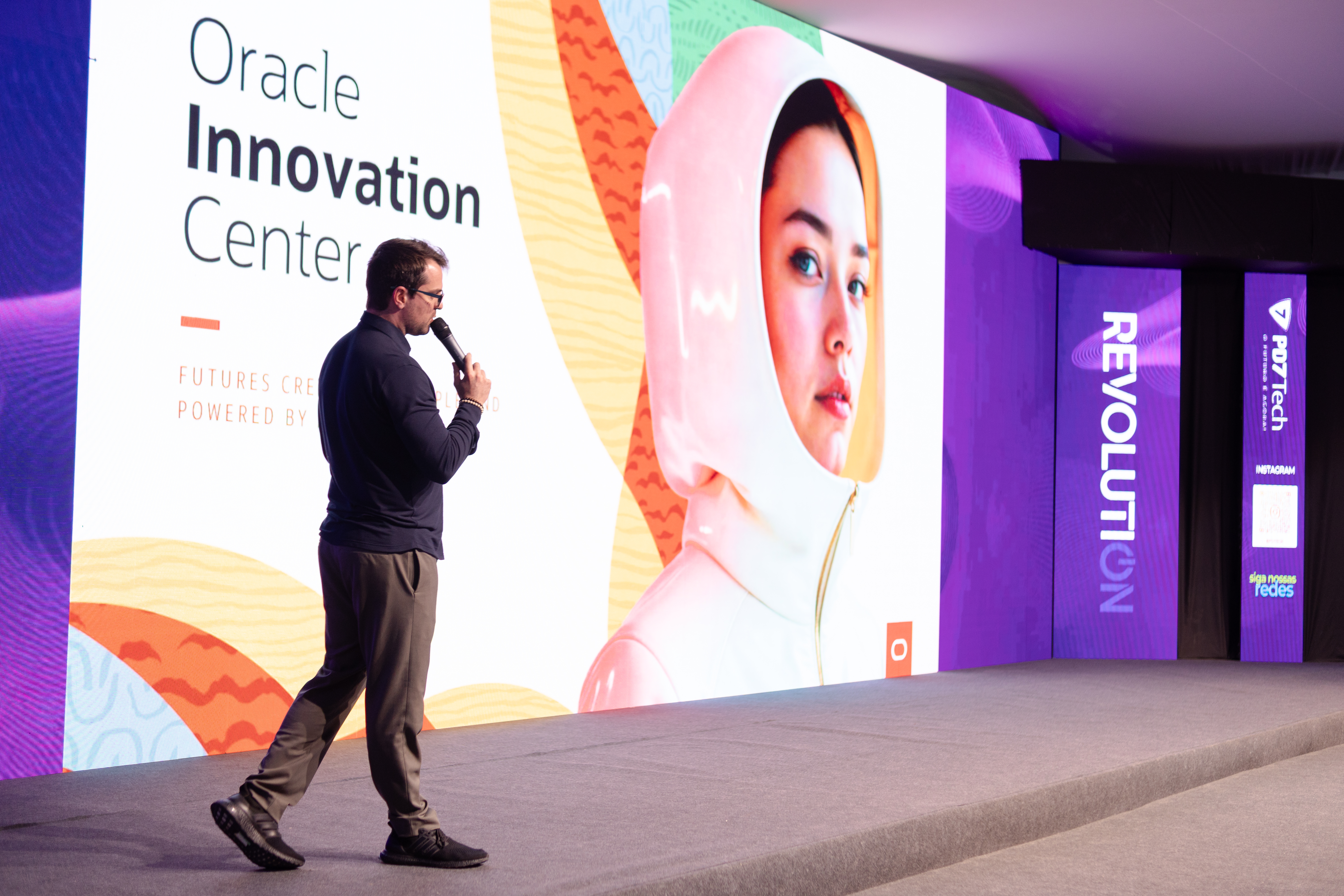Palestra Oracle Innovation Center no RIW Revolution 2025